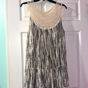 Ladies lace and ruffle tunic top